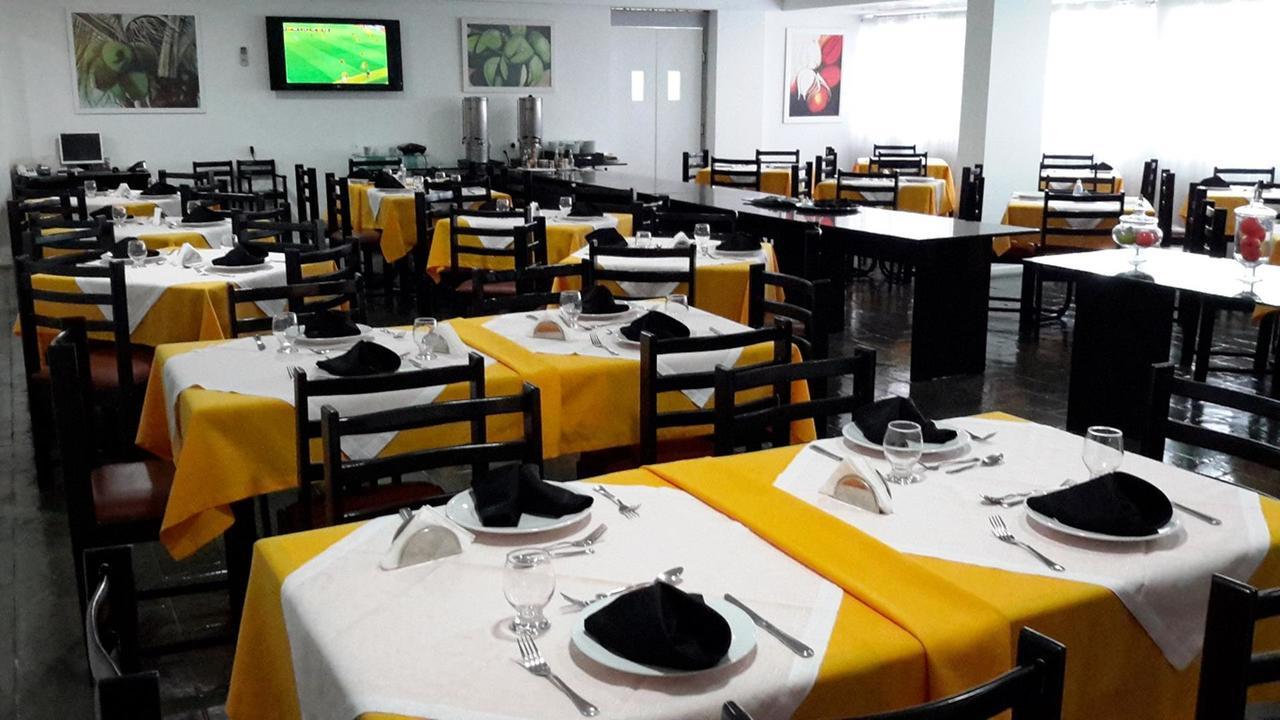 Garanhuns Palace Hotel المظهر الخارجي الصورة Restaurant in the hotel